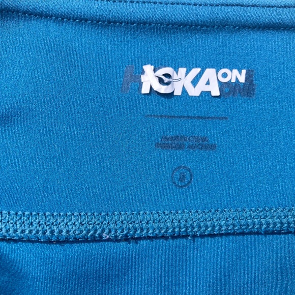 Hoka Turquoise Biking Shorts – Size Small - Picture 3 of 5